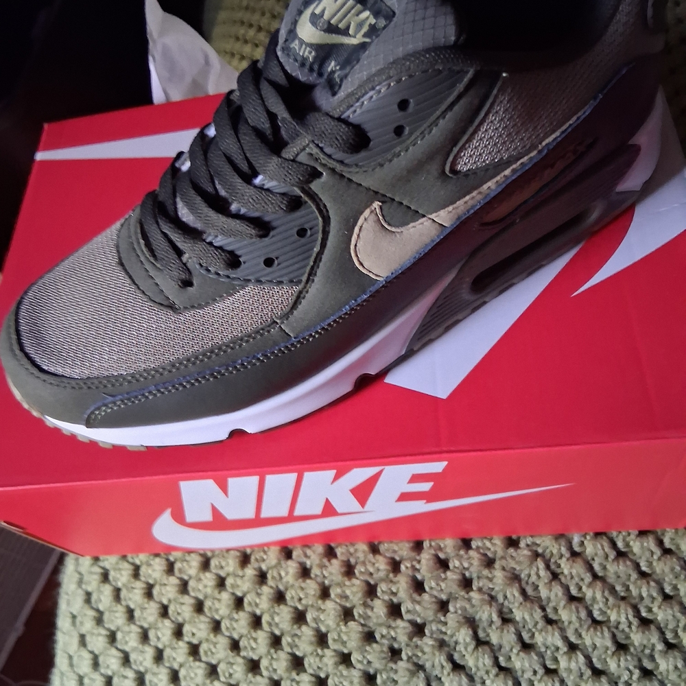 Nike Air Max 90 In A Khaki/olive Green/white Colorway. Men's Size 10.5 Brand New